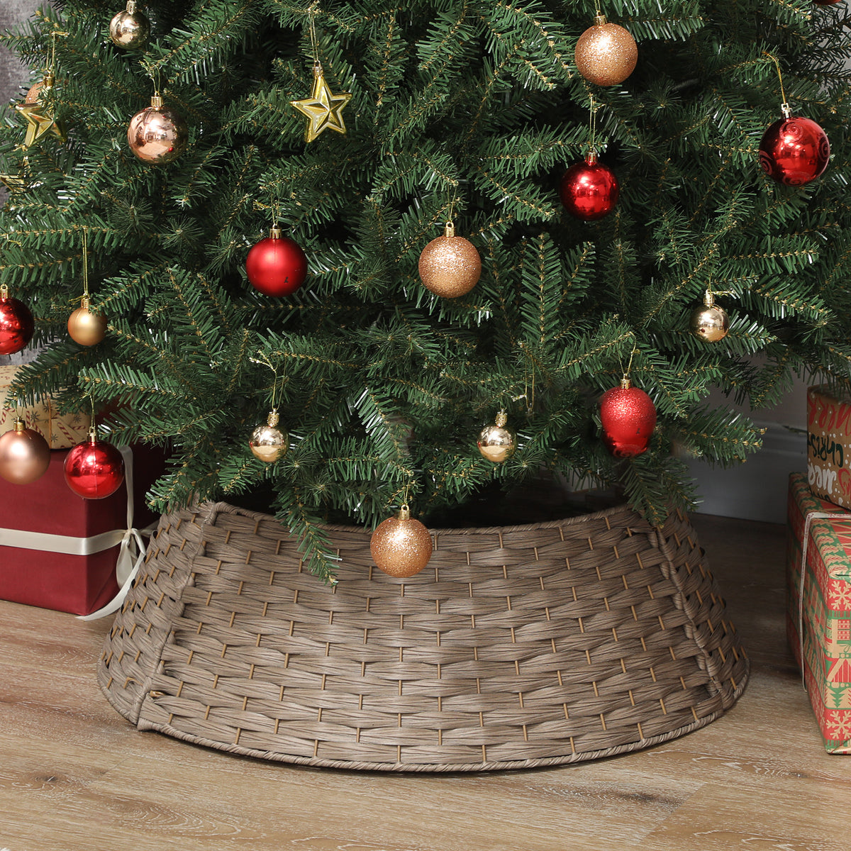 Rustic Christmas Tree Collar 27in — Woven Basket-Style Skirt, Coffee